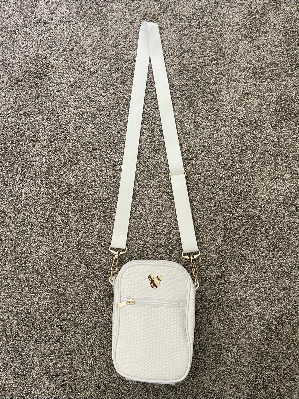 Bioworld Disney Mickey Mouse White/Gold Crossbody Bag Purse